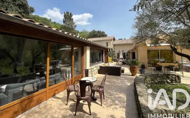 Domain in Vals-les-Bains (07600)