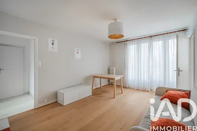Apartment in Grenoble (38100)