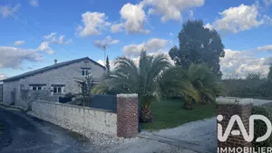 House at Chevanceaux (17210)