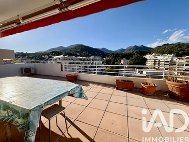 Apartment in Menton (06500)