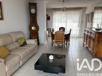 Apartment in Menton (06500)