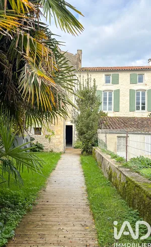 Maison de campagne à Port-d'Envaux (17350)