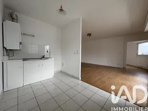 Apartment in Nantes (44300)