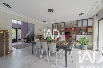 Maison à Le Raincy (93340)