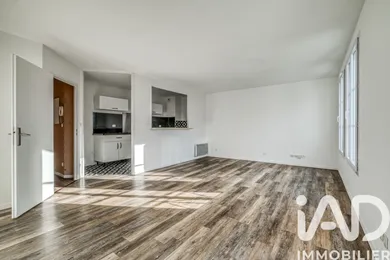 Apartment in Serris (77700)