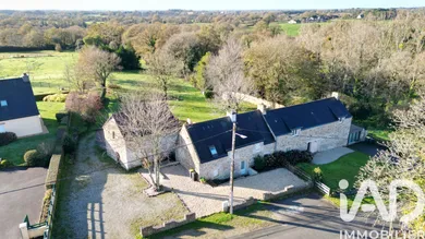 Cottage in Saint-Avé (56890)