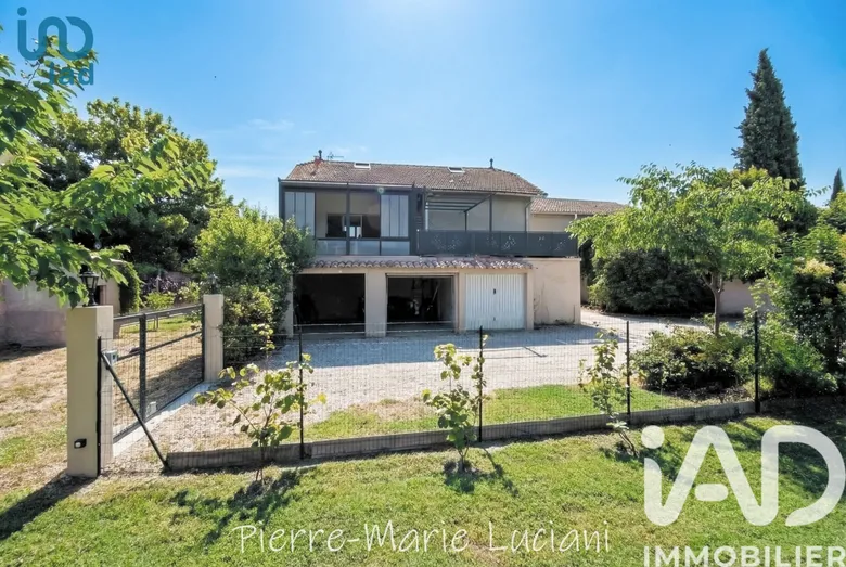 Maison 5 pièces 116 m² · à Cadenet · 116 m² · 449 000 €