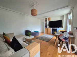 House at Les Mureaux (78130)