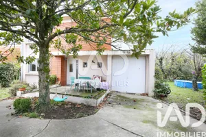 Maison traditionnelle à Castelginest (31780)