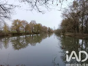 Terrain loisirs à Touchay (18160)