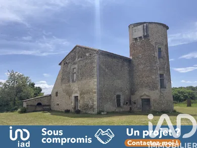 Maison à Queaux (86150)