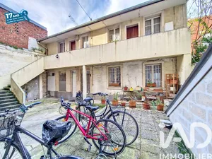 House at Saint-Ouen-sur-Seine (93400)