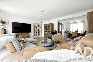 Traditional house at Champs-sur-Marne (77420)