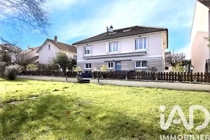 Maison traditionnelle à Champs-sur-Marne (77420)