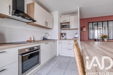 Appartement à Villeneuve-Saint-Denis (77174)