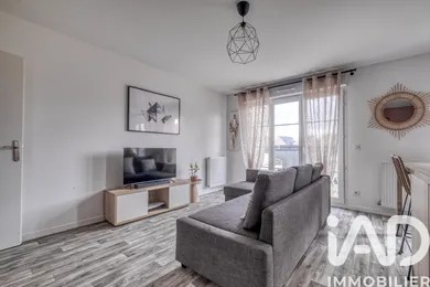 Appartement à Villeneuve-Saint-Denis (77174)