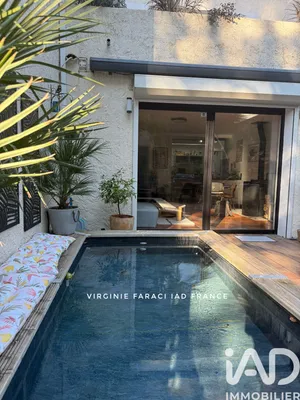 Traditional house at Le Castellet (83330)