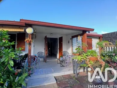 Traditional house at Sainte-Marie (97438)