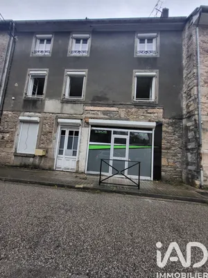 Building in Serrières-de-Briord (01470)
