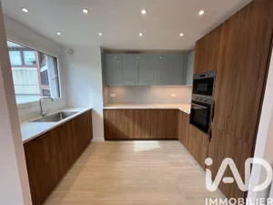 Apartment at Créteil (94000)