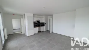 Apartment at Bezons (95870)