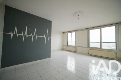 Apartment in Asnières-sur-Seine (92600)