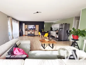 Maison traditionnelle à Ambarès-et-Lagrave (33440)