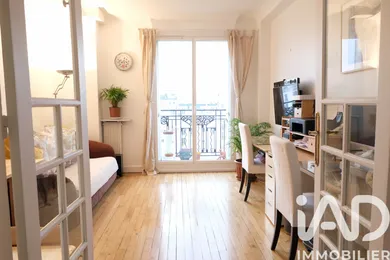 Apartment at Paris (75015)