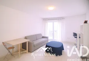 Apartment at Bobigny (93000)