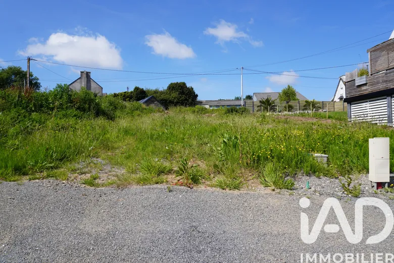Terrain à bâtir à Lesneven (29260) · 55 100 €