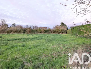 Terrain à bâtir à Lussac-les-Châteaux (86320)