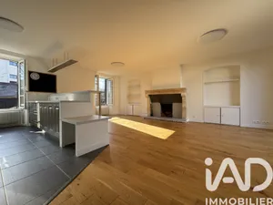 Apartment at Fresnes (94260)