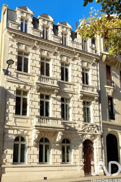 Apartment in Bordeaux (33000)