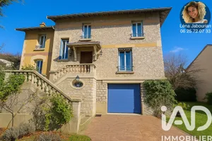 Mansion at Sceaux (92330)