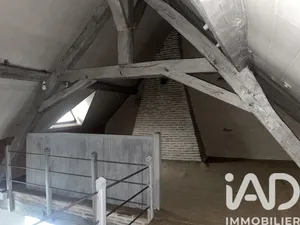 Maison à Pouzy-Mésangy (03320)