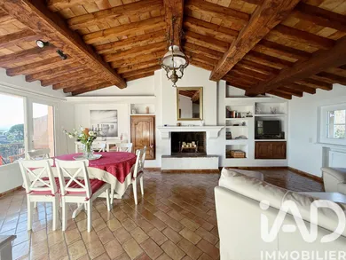 Apartment in Grimaud (83310)