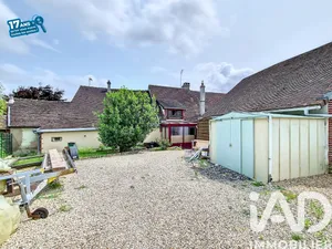 Park home at Le Val d'Ocre (89110)