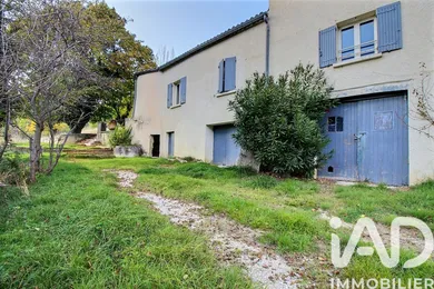 Maison de campagne à Montbrun les bains (26570)