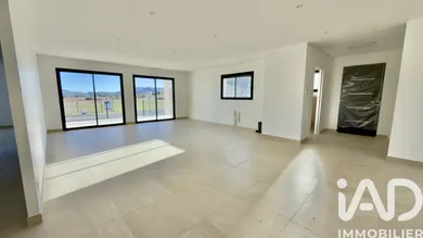 Townhouse in Thézan-des-Corbières (11200)