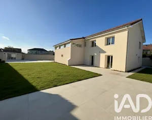 House at Bonson (42160)