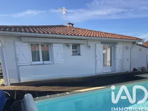 House at Parempuyre (33290)