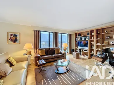 Apartment in Bordeaux (33000)