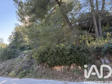 Building plot at Le Luc (83340)