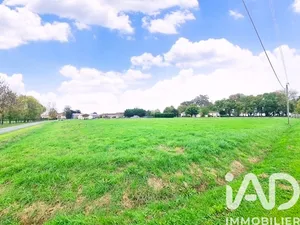 Terrain à bâtir à Mons (17160)