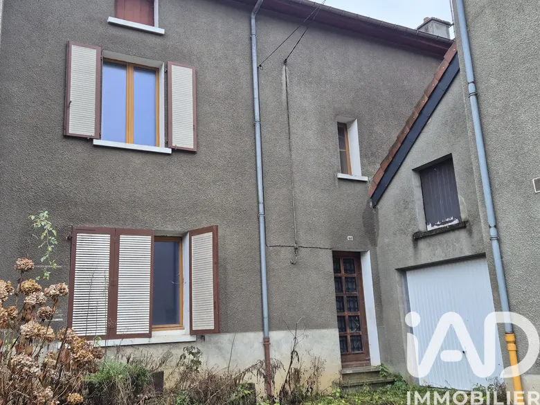 Maison 5 pièces 137 m² · à Sedan · 137 m² · 75 000 €