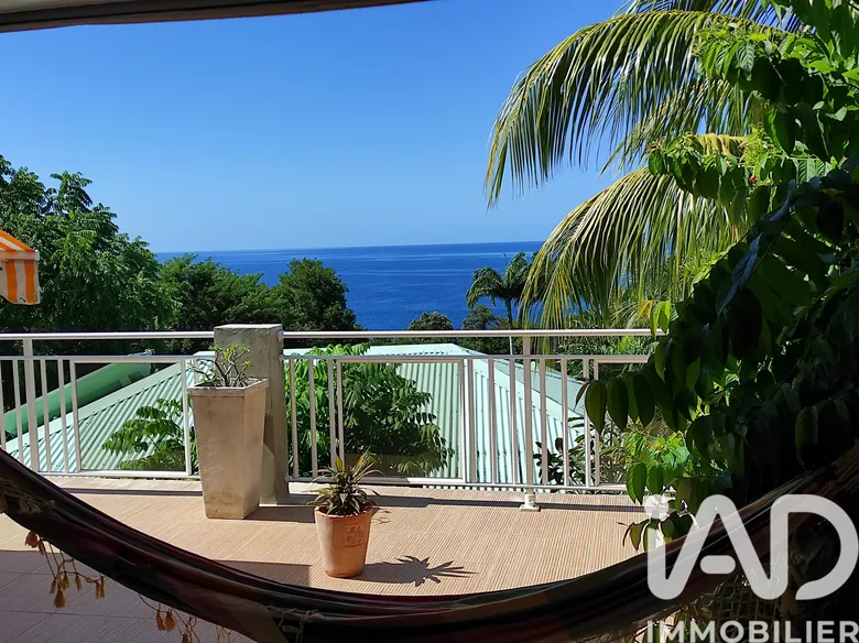 Maison 3 pièces 75 m² · à Pointe-Noire · 75 m² · 295 000 €