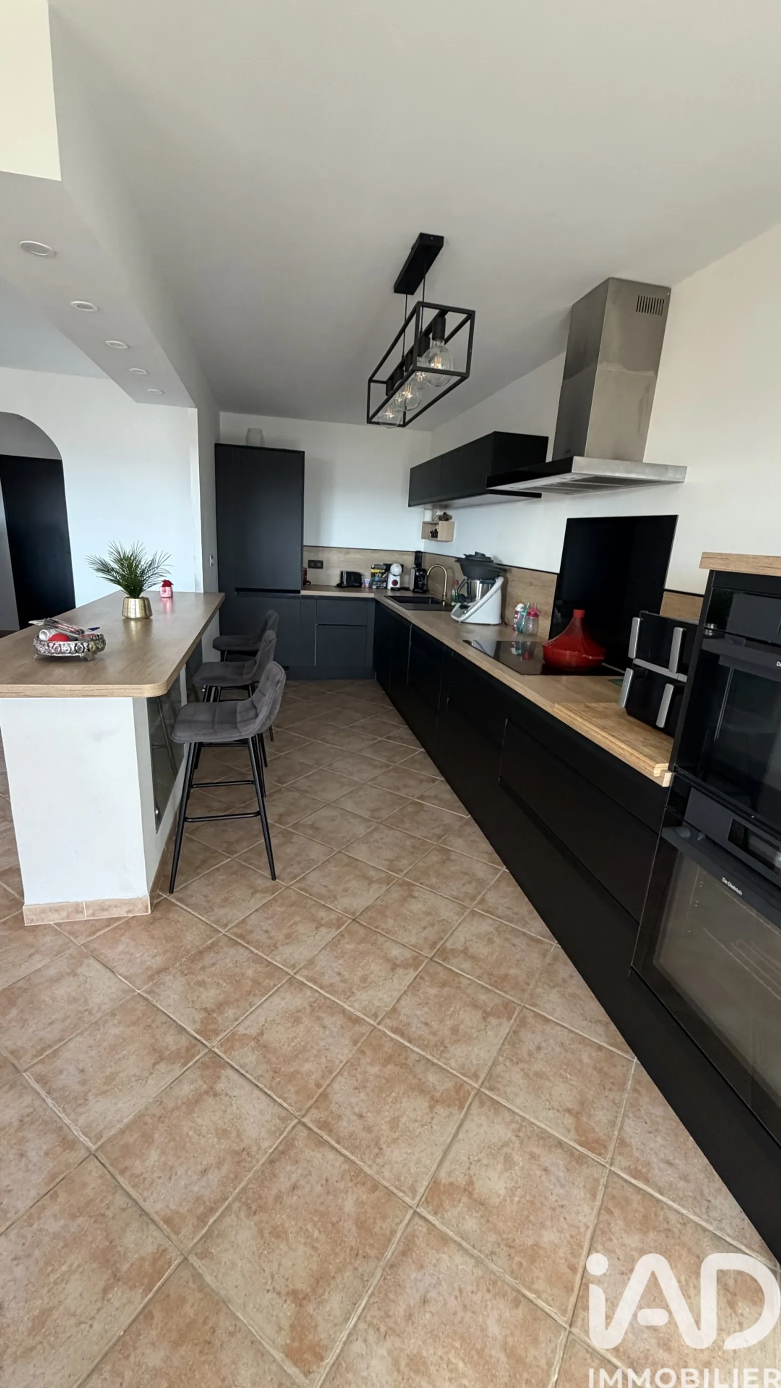 Vente appartement à Vitrolles (13127) : appartement 5 pièces 98 m² — 3