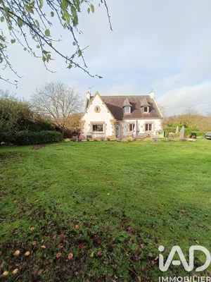 Maison traditionnelle à Saint-Bihy (22800)