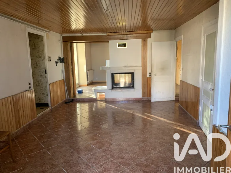 Maison 5 pièces 107 m² · à Haute-Amance · 106,7 m² · 70 000 €