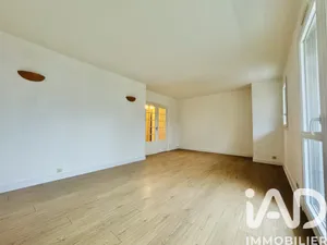 Apartment at Vaux-le-Pénil (77000)